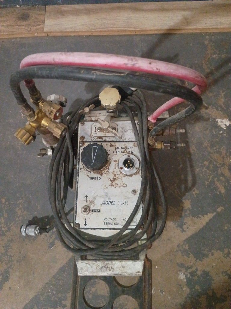 Track Torch Automatic Gas Cutter 