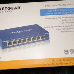 NETGEAR - 8-Port Gigabit  Ethernet Unmanaged Switch 