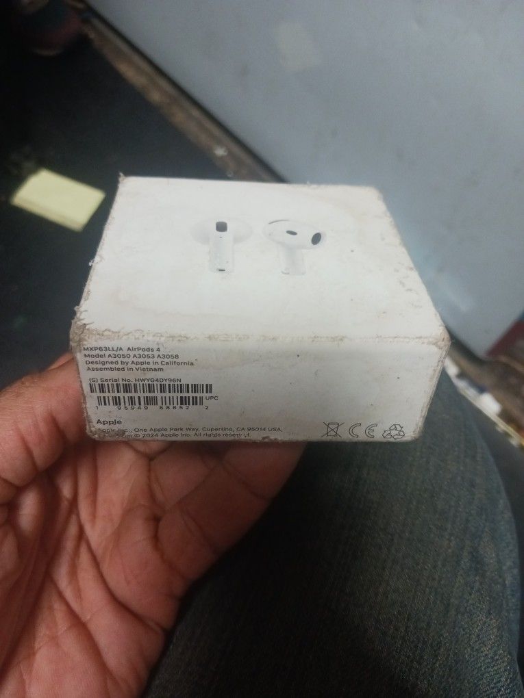 Apple Air Pods 4