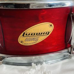 LUDWIG 14" ACCENT CS CUSTOM SNARE DRUM in WINE CHERRY Excellent