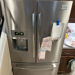 Frigidaire Professional French Door Refrigerator