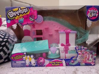 Shopkins - Party Game Arcade!