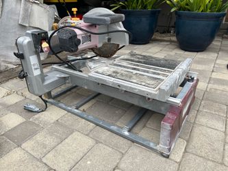 Tile saw