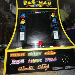 Pac-Man Arcade Game 