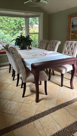 8  person dining table