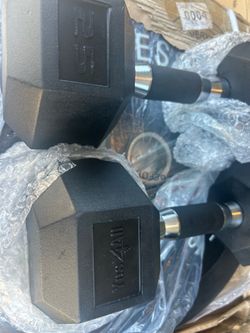 New pair of 25 pounds dumbbells