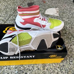 Tennis Shoes