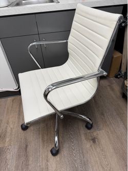 White Desk Chair Home / Office