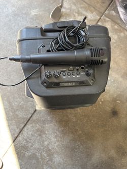 Speaker W Microphone