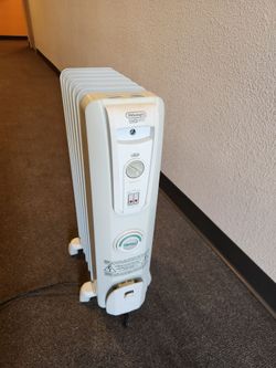 1500-watt EW7707CM De’Longhi radiant heater
