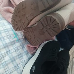 BRAND NEW BOOTS AND TENNIS. 