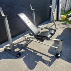 Nautilus Bench Squat And Weight Rack