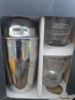 Seahawks martini set