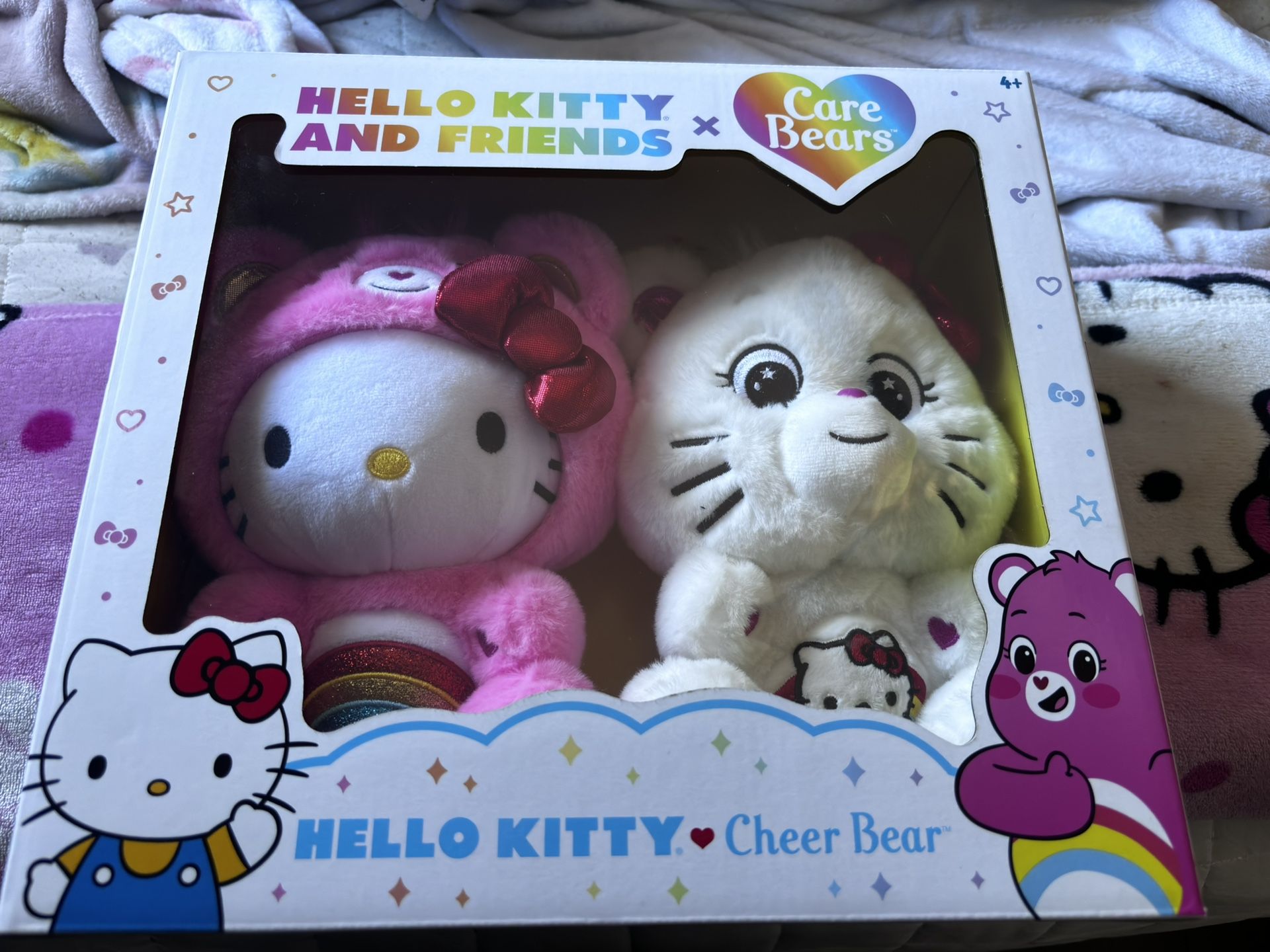 Hello Kitty And Friends X Care Bear Set