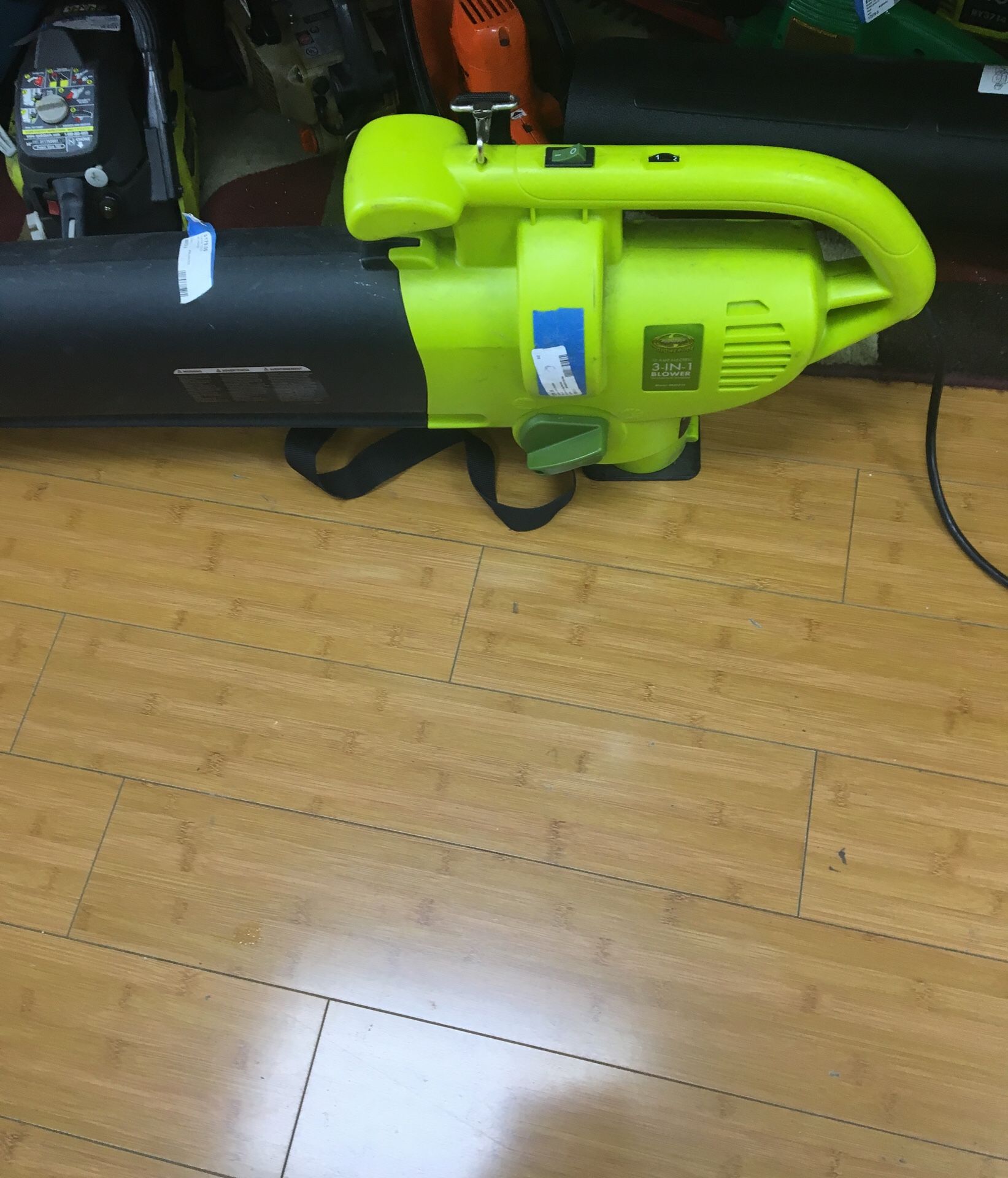 Sunjoe 3in1vacume leaf blower 10913-1 like new electric