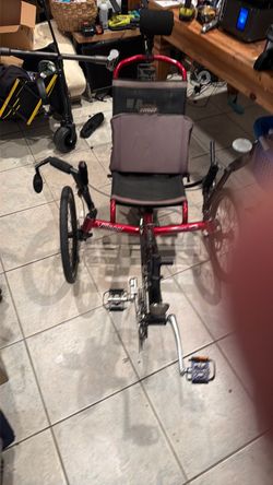 Villager Recumbent Tricycle Red