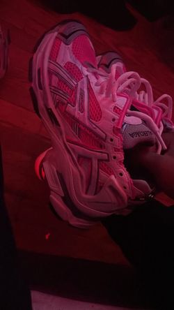 Balenciagas runners size 43