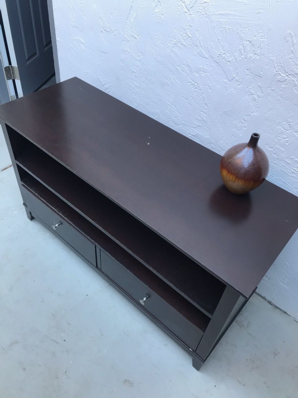 Entertainment Center/ TV Stand