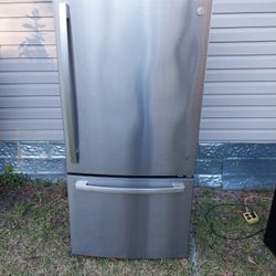 Ge Stainless Fridge