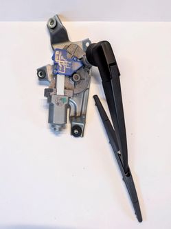 OEM Subaru Crosstrek 2018-2023 Rear Wiper Motor 86510VA081 Complete Assembly Set