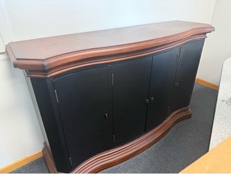 Buffet cabinet