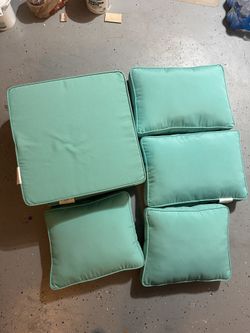 Sofa Cushions As New