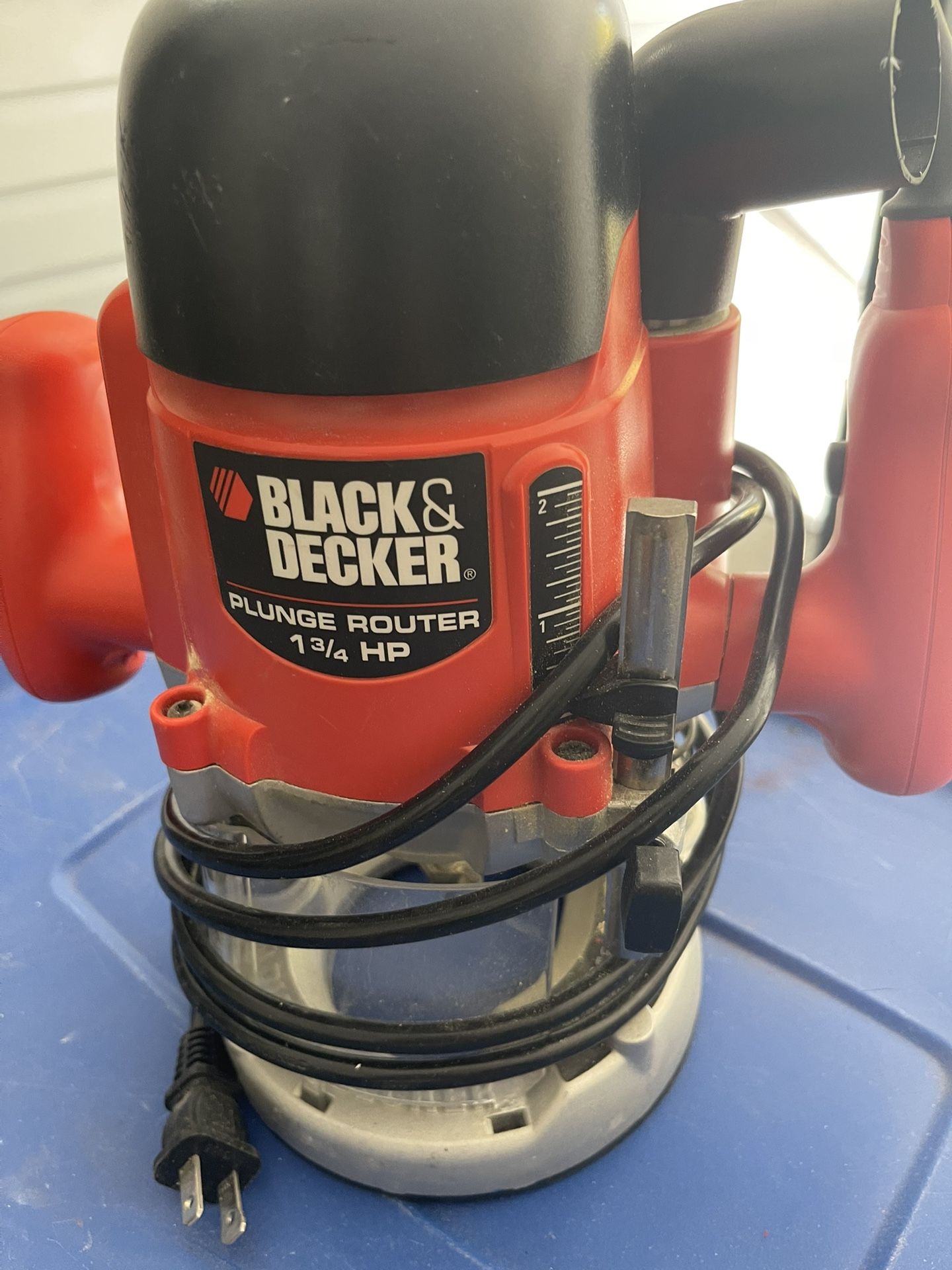Black And Decker Router