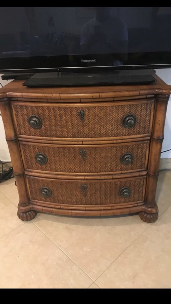 Tommy Bahama Night Stand, Large for Sale in Oakland Park, FL OfferUp