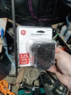 GE 125 AMP  Double Pole Circuit Breaker 