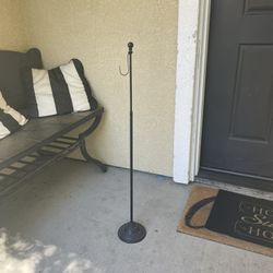 Indoor/Outdoor Wreath Stand Holder