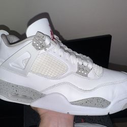 Jordan Retro 4 White Oreo Size 12 Men’s Sneakers Shoes Footwear Authentic 