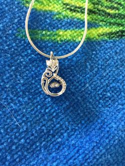 Sterling Silver Foxy pendant necklace with crystals / 18 “ inch long Silver chain 925 stamped 🌿🦊