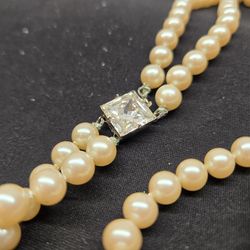 Vintage Faux Pearl Double Stranded Necklace