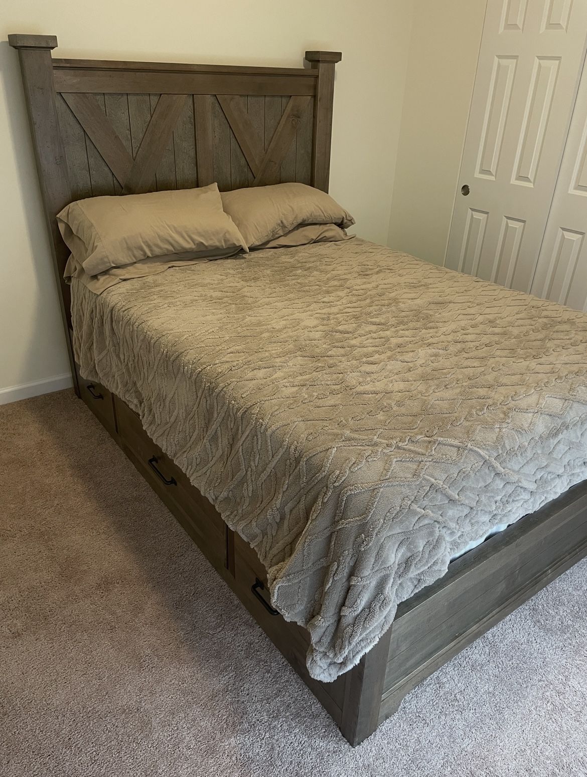 Queen Size Bed (Amish Custom Built)