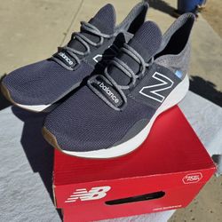 New Balance Fresh Foam Roav Running Shoe Black/Light Aluminum