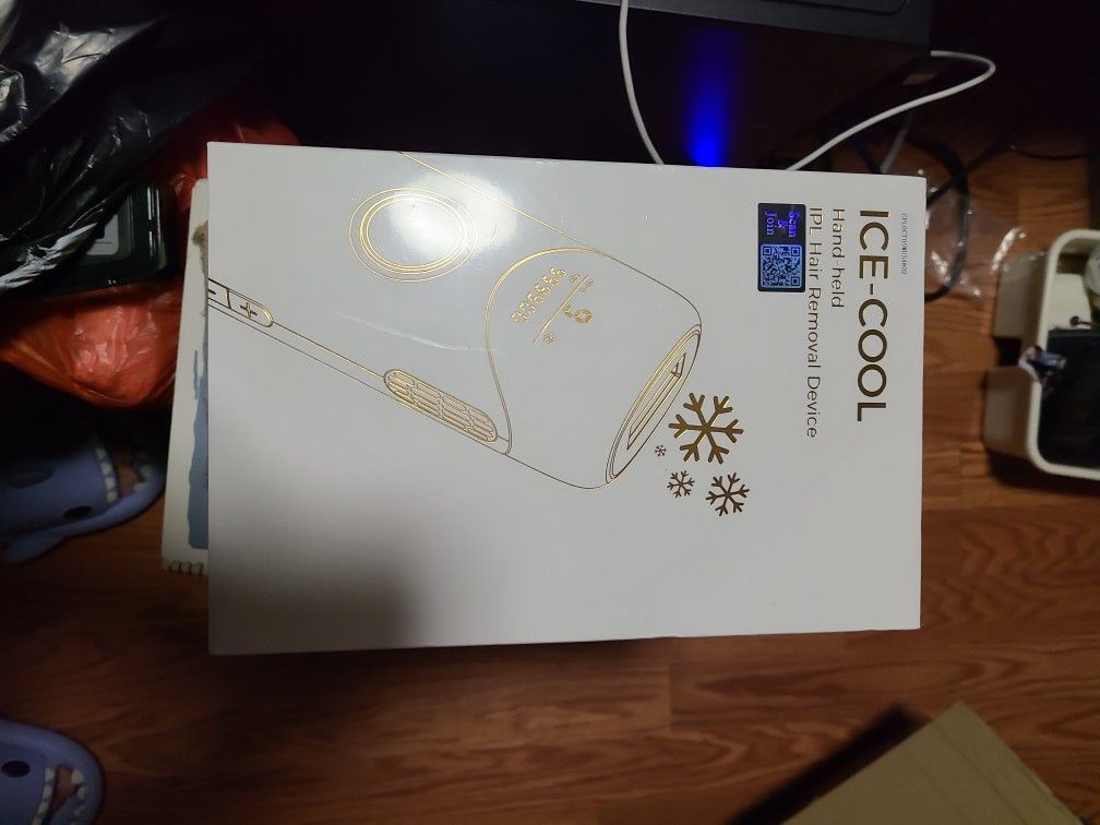 BRAND NEW Unopened Ice-Cool Hand Held Hair Removal Device