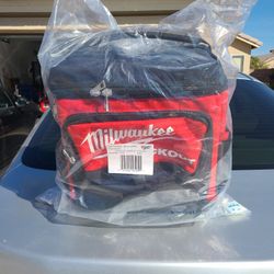 Milwaukee Jobsite Cooler