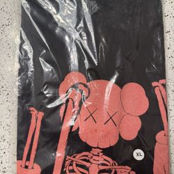 KAWS X CLIPSE LET GOD SORT EM OUT TEE XL