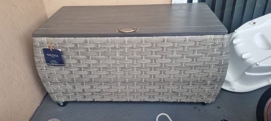 outdoor chair with storage
