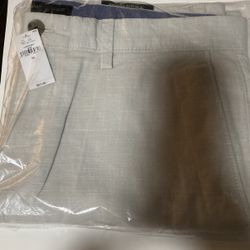 Men’s Short - NEW Size 35