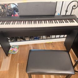 Yamaha P-125 Digital Piano + Stand & Bench – Excellent Condition