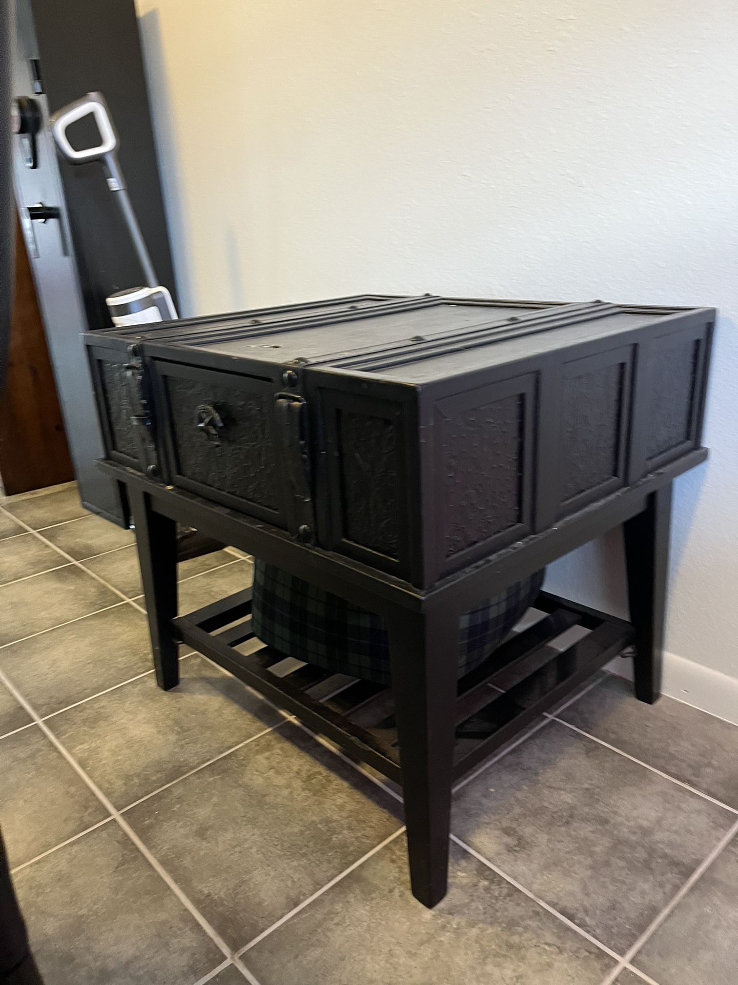 Wooden Chest-Styled Accent Table