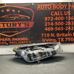 FORD MUSTANG MACH-E 2021-2022 RH HEADLIGHT LED OEM