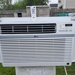 Air Conditioner  - 12,000 BTU Window Unit AC,  digital, Remote, Energy Saver, Excellent, 110 volt 