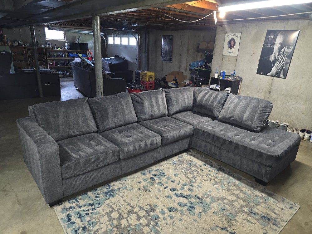 Ashley Charcoal Gray 2 piece Sectional