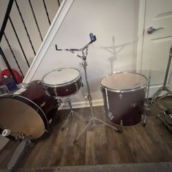 Imperstar Tama 3 Peice Drum 