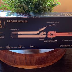 1.5 Inch Hot Tools Curler 