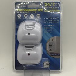 Bell & Howell Ultrasonic Pest Repeller Plug In 2 Pack Brand New Sealed