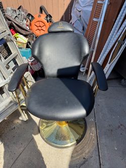 Barber chair