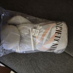 Womans Boxing Gloves